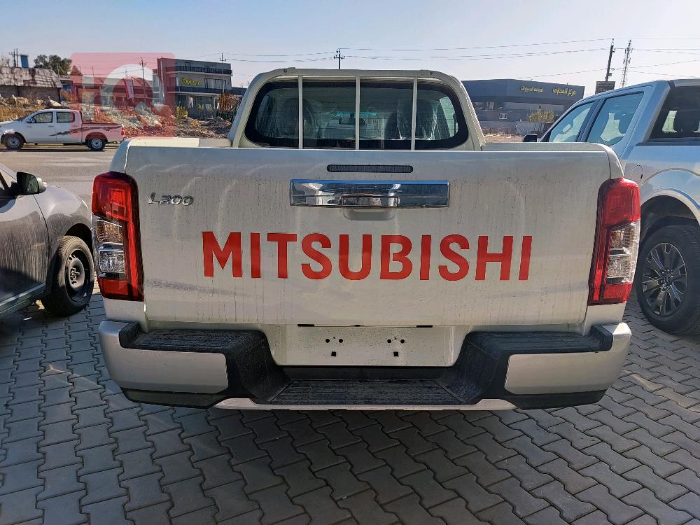 میتسوبیشی L200